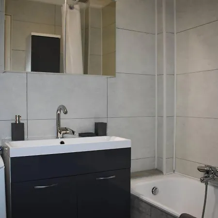 Apartment Bel T3 - Centre-ville De Font-romeu - Fr-1-580-95 Font-Romeu-Odeillo-Via