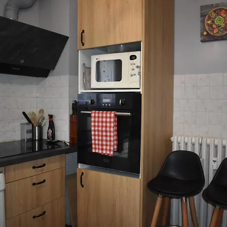 Spacieux T3 Proche Centre-ville Font-romeu - Fr-1-580-95 *