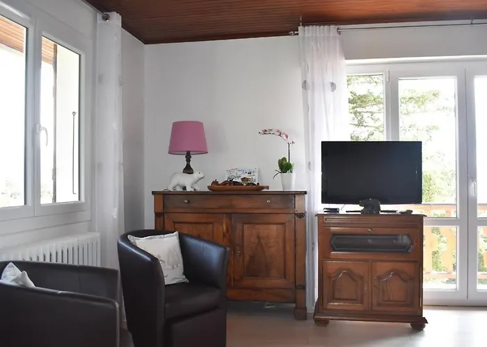 Spacieux T3 Proche Centre-ville Font-romeu - Fr-1-580-95 * Font-Romeu-Odeillo-Via