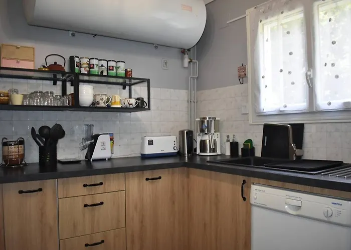 Spacieux T3 Proche Centre-ville Font-romeu - Fr-1-580-95 Apartamento